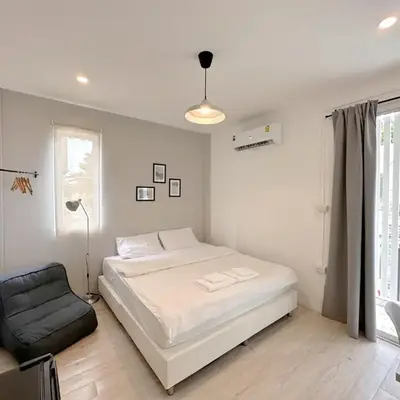 Na Ekkamai Residence