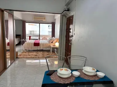 Gallery image of Cozy 1br walk to BTS and Airport Rail Link Close to Malls M11 in Bangkok