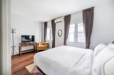 Gallery image of MIQ_home404/Asok BTS/Resort Pool/10pax/1000mbWifi in Bangkok
