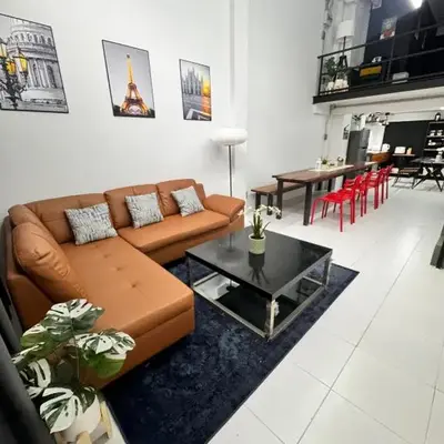 Modern Sukhumvit house near Phrakanong BTS station
