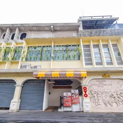 Art Hotel Sanamchai