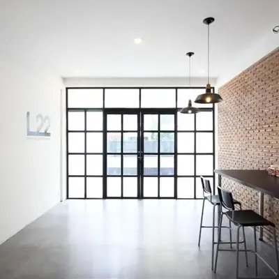 L22 HOSTEL