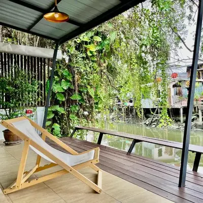 Kirin Riverside Homestay with AC