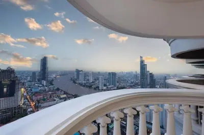 Gallery image of state tower condo Riverview High Floor Hangover in Bangkok
