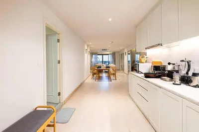 Gallery image of NEW 2Bedroom,2Bathroom, Fl46, Cityview 99qmNETFLIX in Chinatown