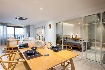 Gallery image of NEW 2Bedroom,2Bathroom, Fl46, Cityview 99qmNETFLIX in Chinatown