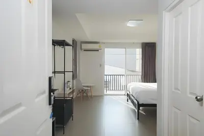 Gallery image of XX Mitr Inn The Grand Palace Bangkok - Mrt Samyot Station in Bangkok