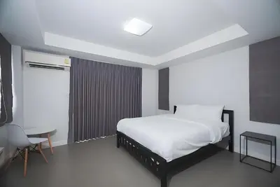 Gallery image of XX Mitr Inn The Grand Palace Bangkok - Mrt Samyot Station in Bangkok
