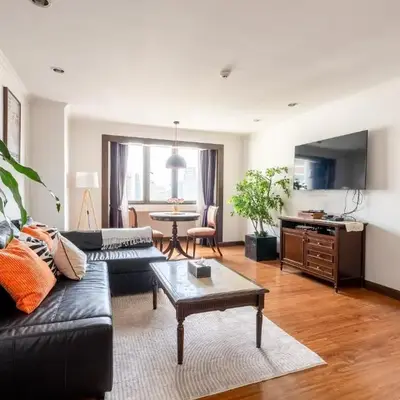 Artichoke Suite Sukhumvit