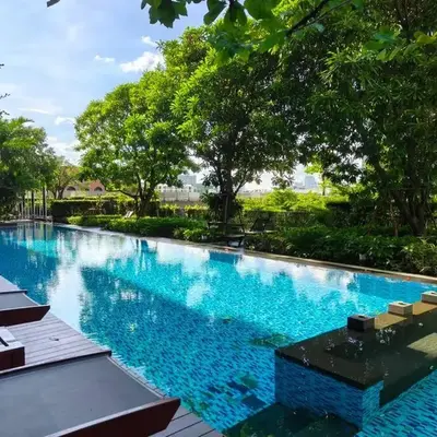 Close to onnut bts condo