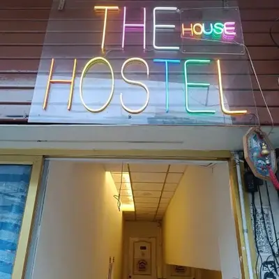 The House Hostel 2