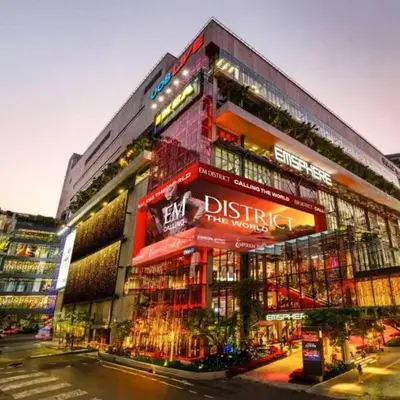 a building with a sign on the side of it at Townhome 3 bed4 Baht Asok MRTBTS Sukhumvit 16 in Bangkok
