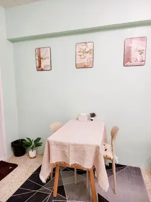 a dining room with a table and chairs at 202-STP Homely room Free Wi-Fi and Near BTS in Sathani Bang Khen