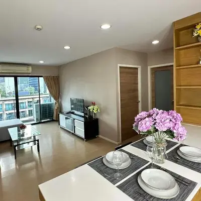 convenient&peaceful place in Soi nai leot
