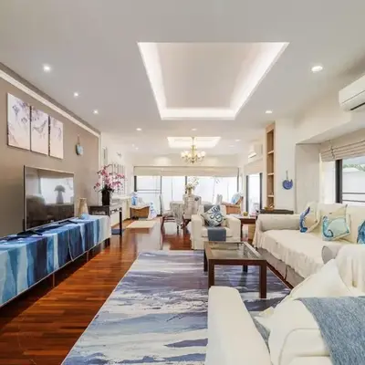 Luxurious 6BR Villa with Pool & Games at Sukhumvit