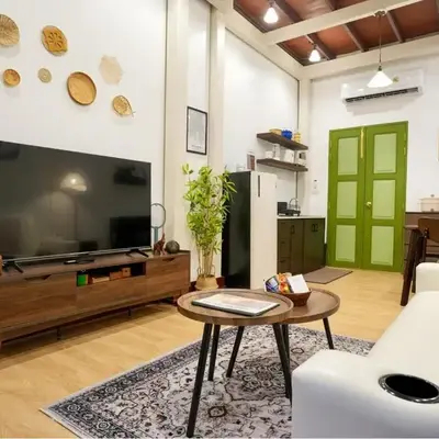 Nivas Wanit 2BR 1SFB Yaowarat MRT EntireHome 80SQM