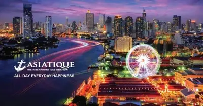 a city skyline at night with a ferris wheel at New 1-Bedroom Condo for Rent 0 Meters from BTS Wutthakat in Bang Khun Thian