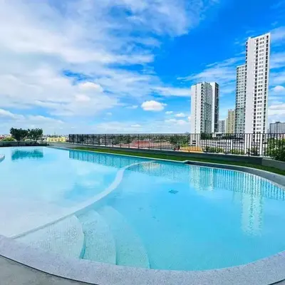 New 1-Bedroom Condo for Rent 0 Meters from BTS Wutthakat