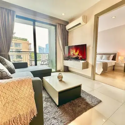 Luxury & Bright 1 Bedroom - Asoke