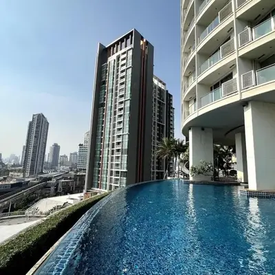 Sky Residence in Ekkamai