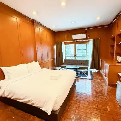 Stay On Sukhumvit Soi 11 - สเตย์ ออน สุขุมวิท 11
