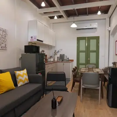 Entire Home 2BR 2BA Chinatown near Yaowarat - Songwat