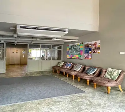 Gallery image of Dancenter The Spades Hostel in Bangkok