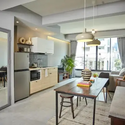 Spacious duplex 2 BR apartment max 6 guests - 3 min walk to BTS Nana