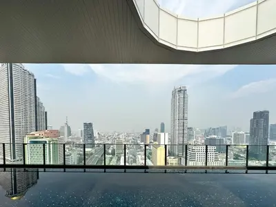 a view of a city skyline from a building at Contemporary Stylish 1BR - Ultra Fast Wifi - Silom in Bangkok