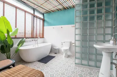 a bathroom with a tub and a toilet and a sink at Sao Chingcha Near Khao San Road MRT 3 bathtub in Bangkok