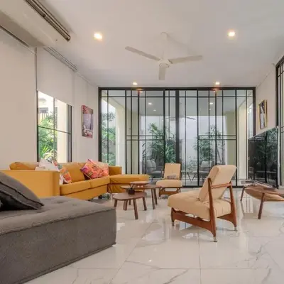 Sukumvit Pool Villa 5BR 5-7min-walk to Thonglor Sky train