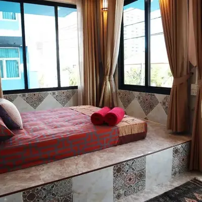 SKY 10 Convenient near Lumphini Park and MRT
