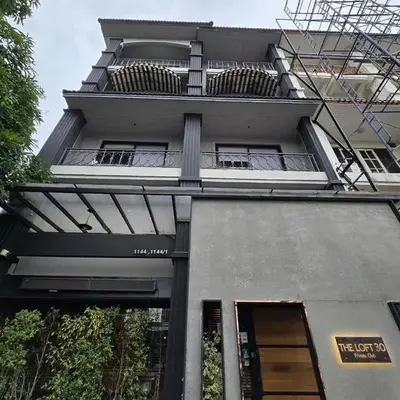 Sukhum Rajamangala-Phatthanakan Rooms