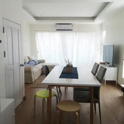 Above Heaven - 4BR for 12 Pax near MRT Ratchadapisek