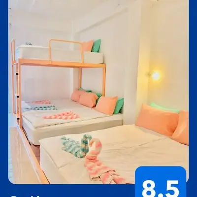 Lazy Sunday Khaosan Hotel