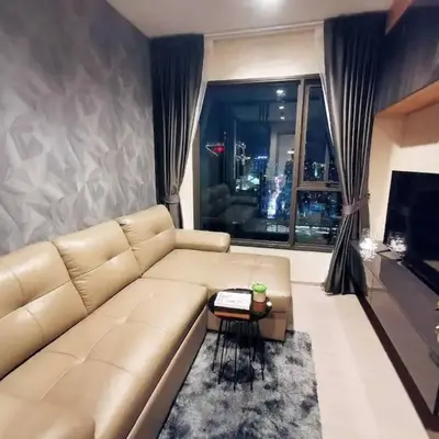 Life asoke rama 9