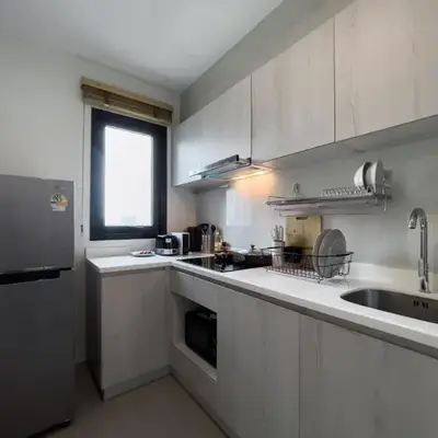 150 m to MRT l Workspace and Kitchen l Suana l Sontana