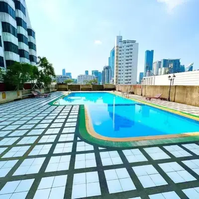 Sukhumvit soi 4 Apartment Center of BKK