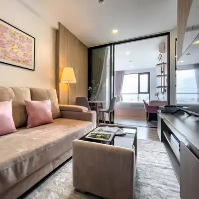 Near BTS Bearing l Rooftop pool and gym