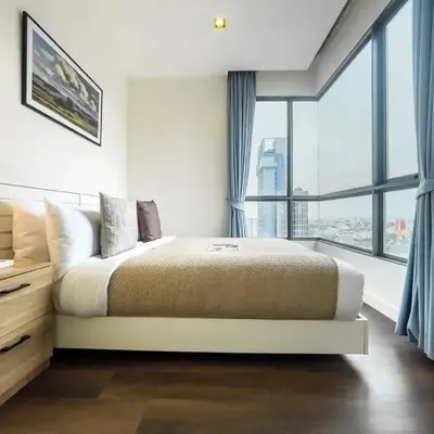 Near BTS l Central Sukhumvit l Pool and Garden l Sontana