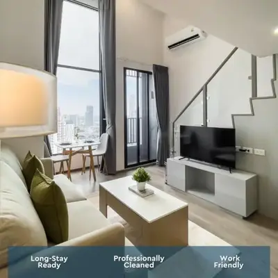 250m BTS l Duplex Unit l Rooftop Pool l Sontana