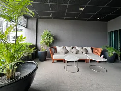 Gallery image of 1minBTSThonglor:NearEmDistrict|Balcony|Washer|WiFi in Khlong Toei