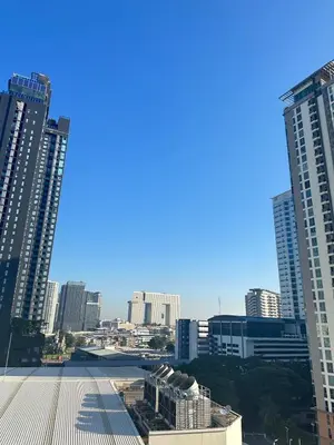 a view of a city skyline with tall buildings at 2 Bed 2 Bath Condo Steps to BTS&MRT in Bangkok