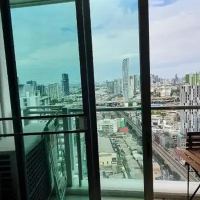 Sky Walk Condo Spacious 2BR Near BTS Phra Khanong