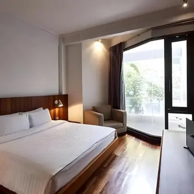 Wish Inn Silom - Decho Bangkok City