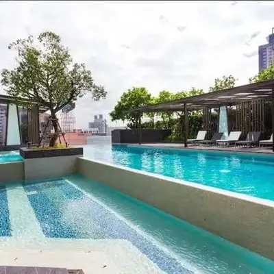 Ultra modern apartment in the city1