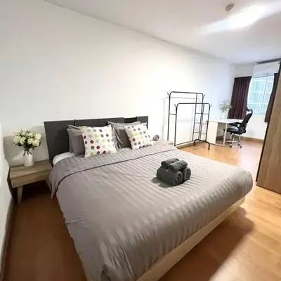 Breezy 1BR Near BTS Udomsuk