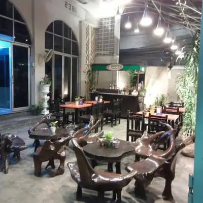 The Grand Palace Hotel