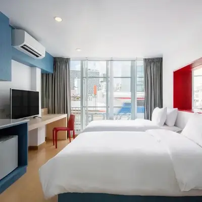 128 room and massage