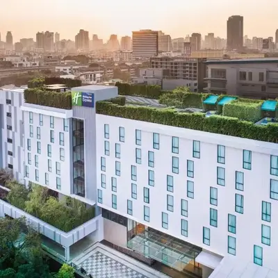 Holiday Inn Express Bangkok Soi Soonvijai by IHG